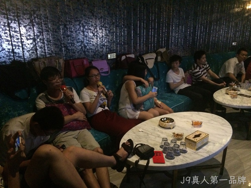 J9真人第一品牌周年庆