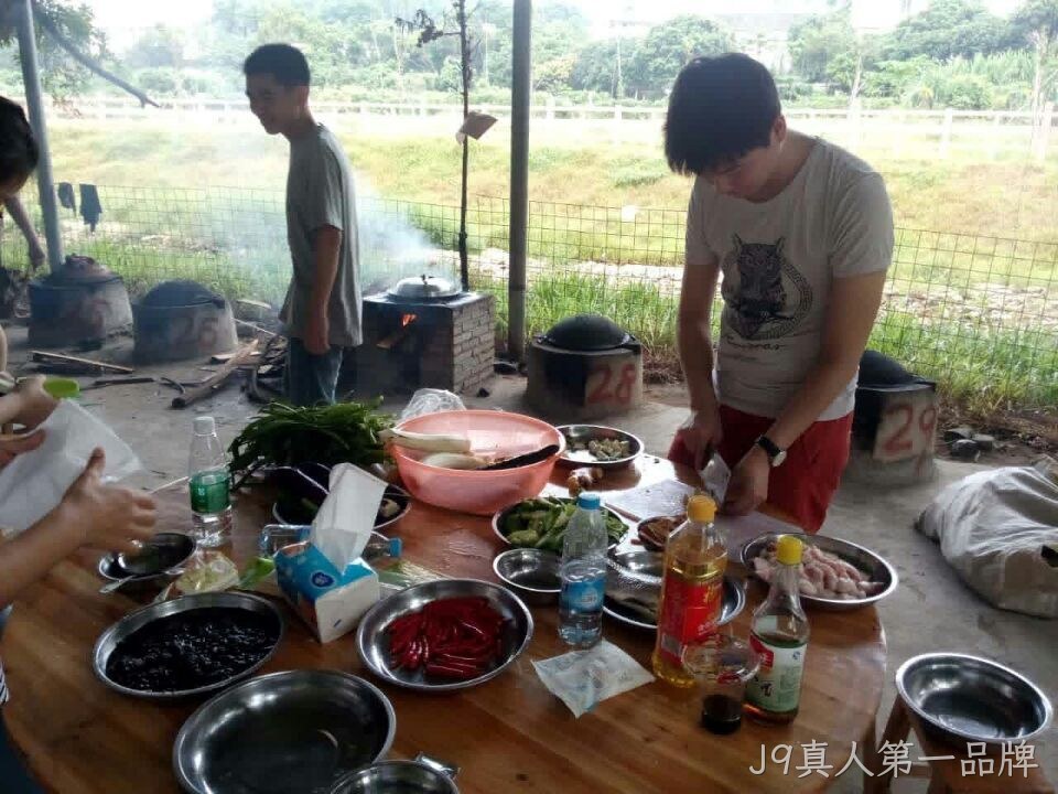 J9真人第一品牌的大厨